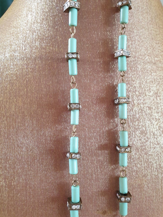 Beaded necklace 1980s. Long single strand of gree… - image 6