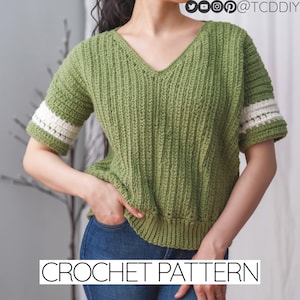 Crochet Pattern | Striped V-Neck T-Shirt | Ribbed Short Sleeve Top | PDF Download