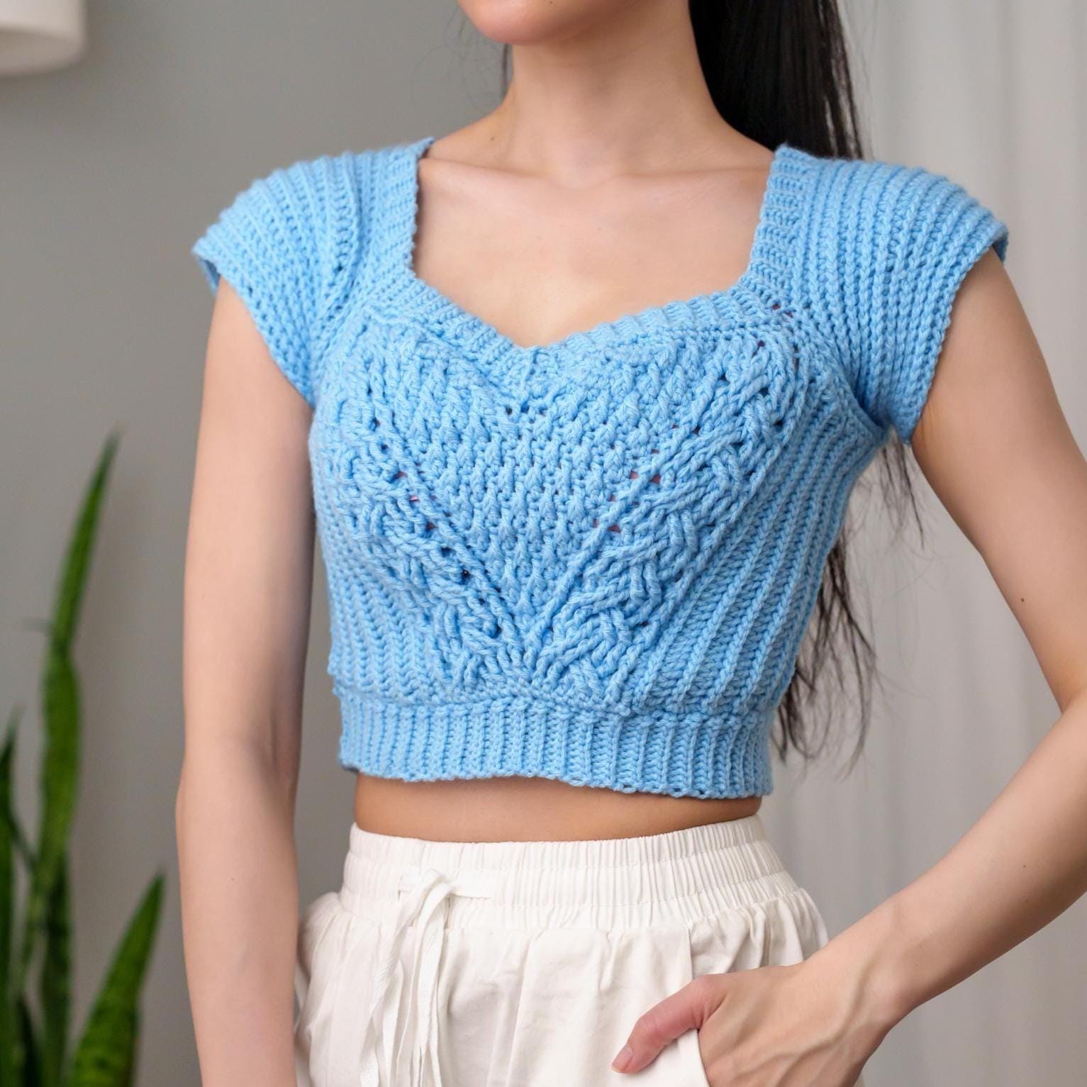 Crochet Crop Top Pattern: Sweetheart Cable Stitch, Short Sleeve