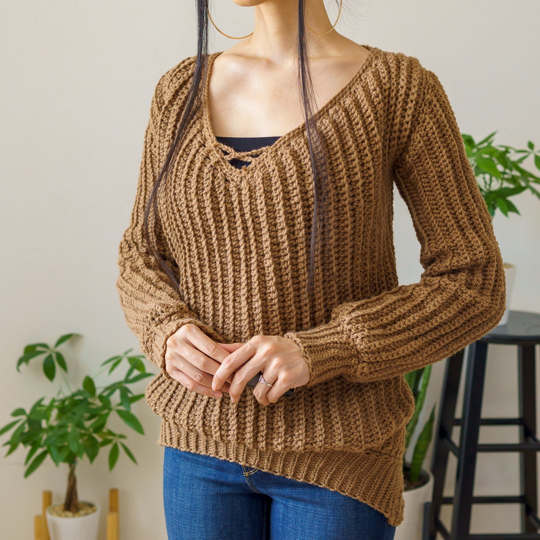 Crochet Pattern #168 | Classic V Neck Sweater | Long Sleeve Jumper