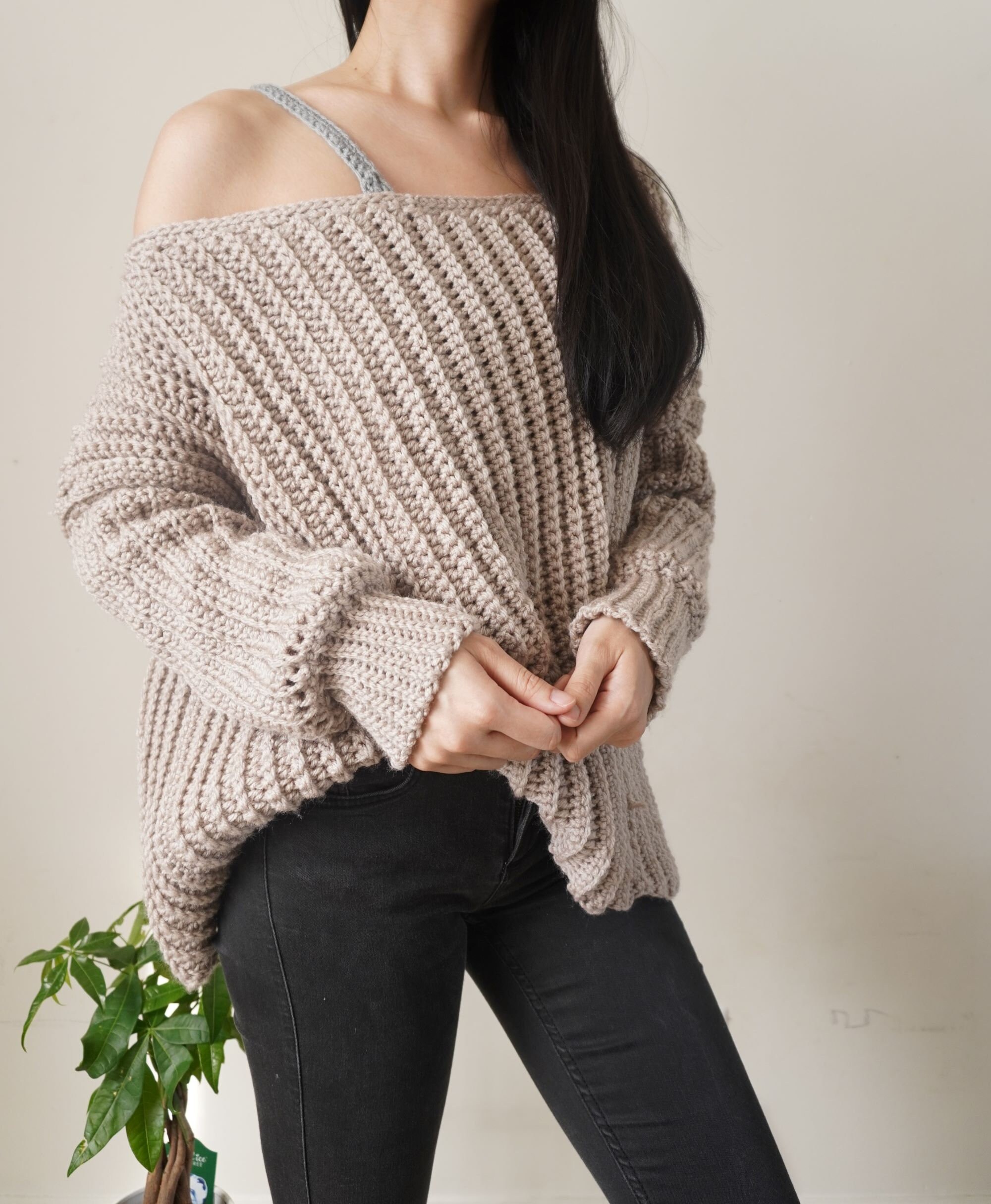 Easy Crochet off the Shoulder Jumper 