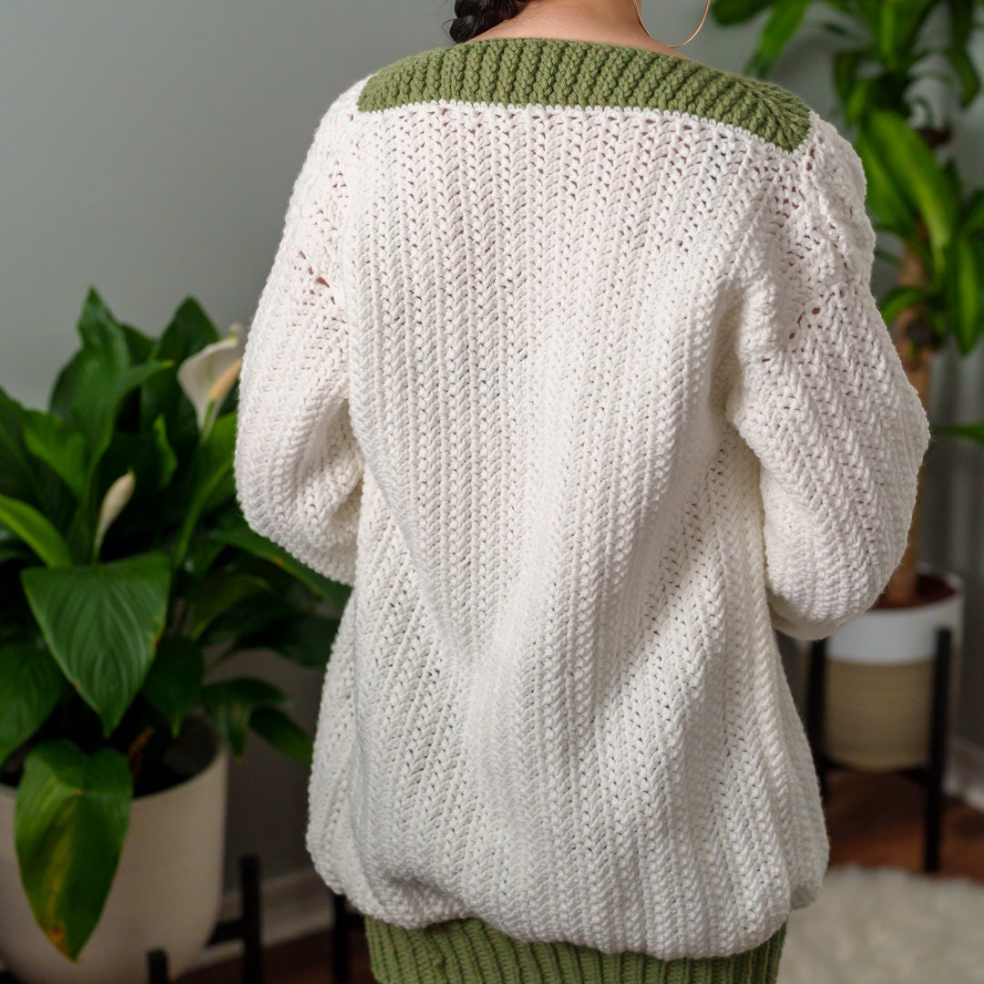 Crochet Pattern | Oversized Herringbone V-neck Sweater W. Thick