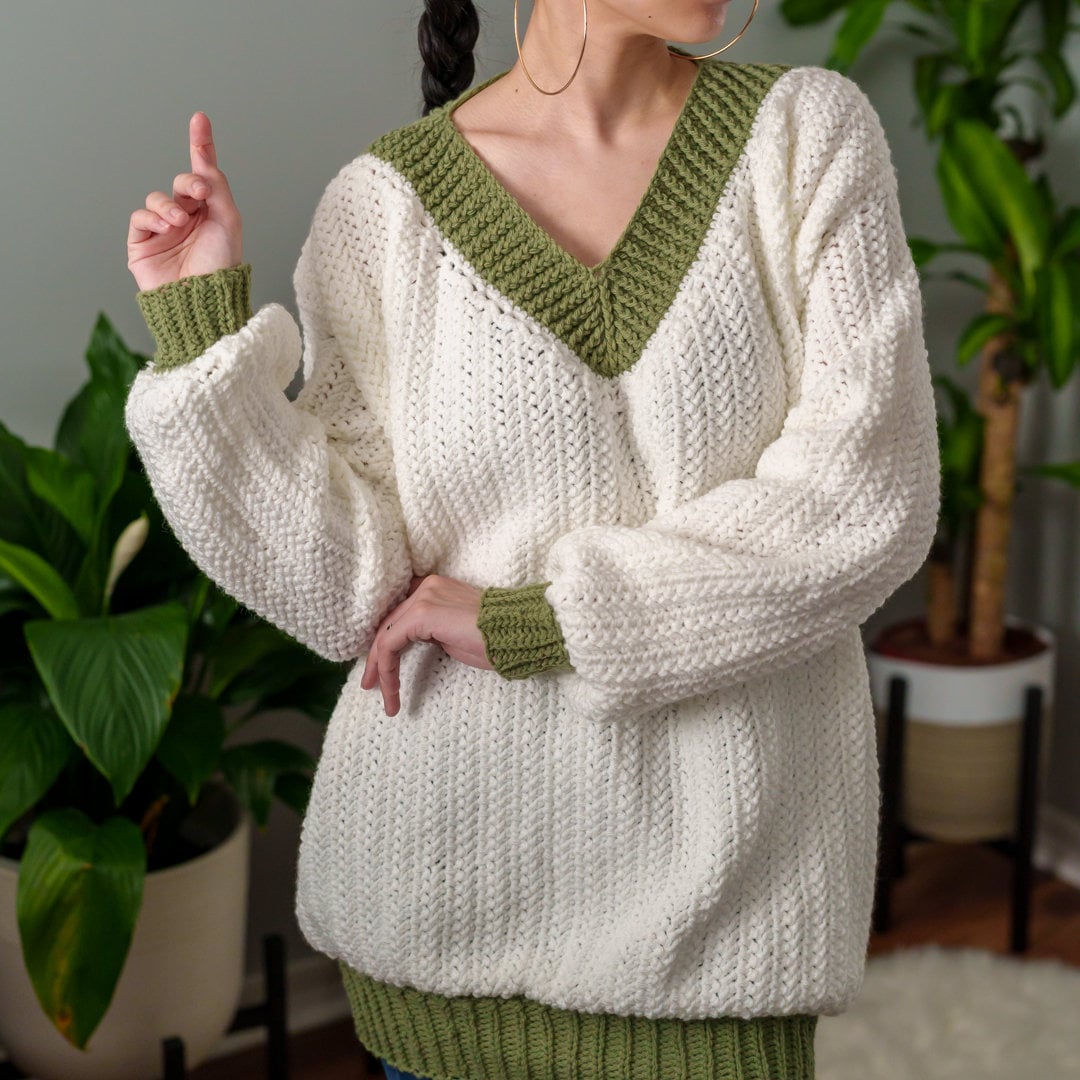 Crochet Pattern | Oversized Herringbone V-neck Sweater W. Thick