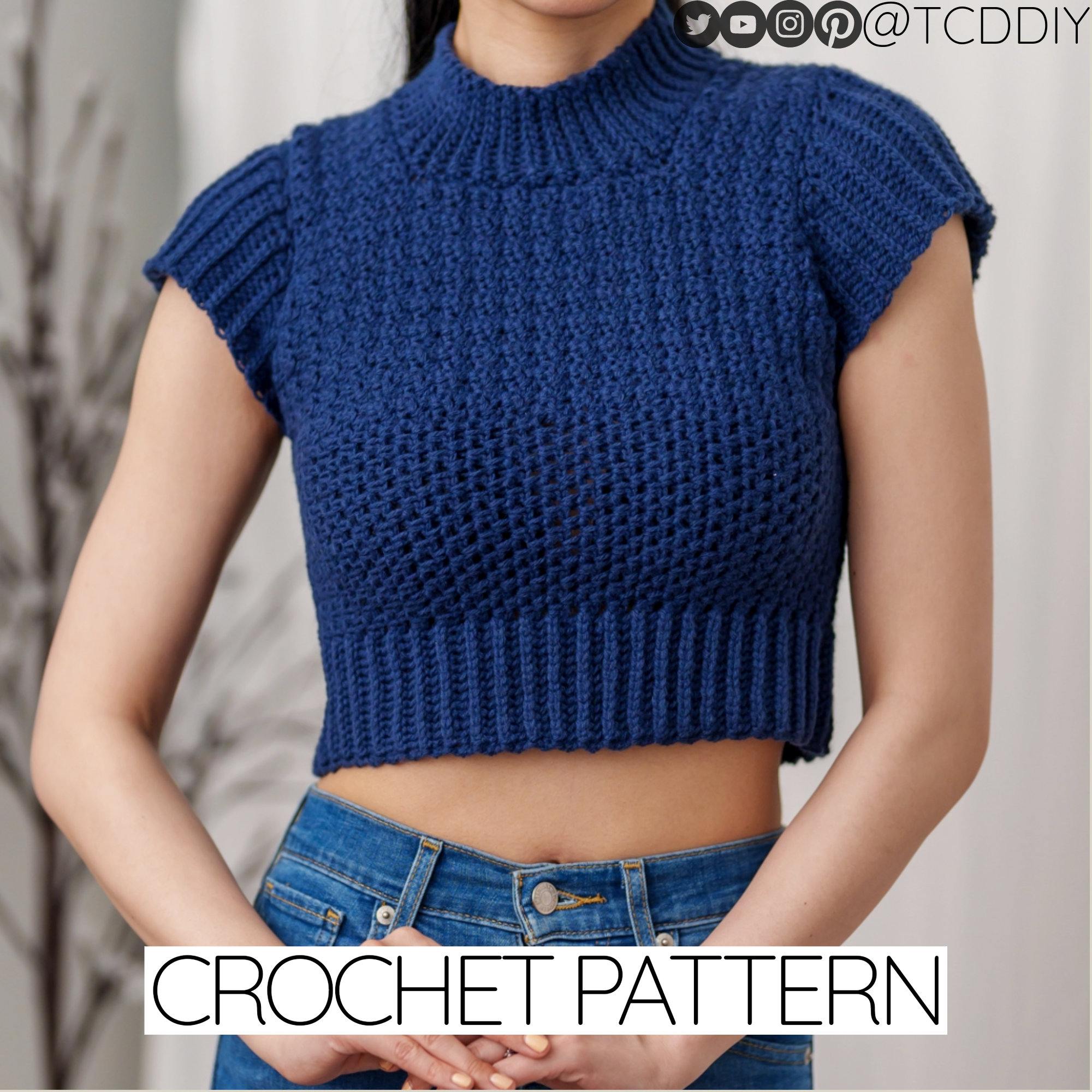 Crochet Pattern | Mock Neck Short Sleeve Cropped T Shirt Top