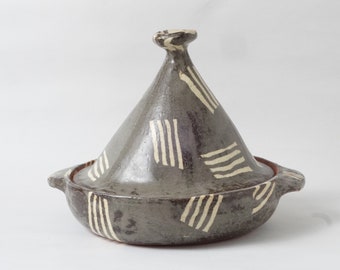 No.e3 Nerikomi Pottery, Handmade pottery , Moroccan Tajine pot