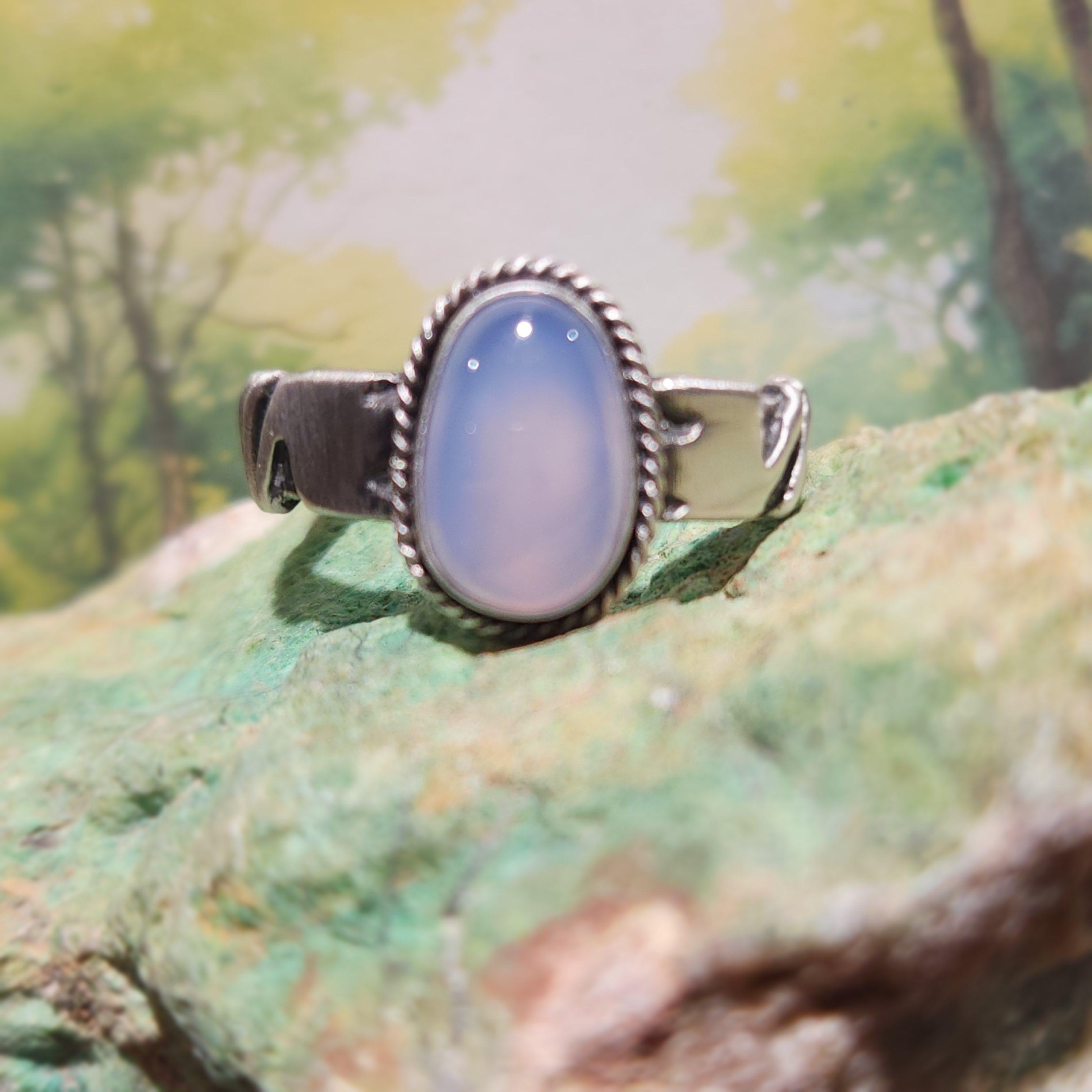 A  repurpose midcentury style Ellensburg blue and sterling silver ring!!