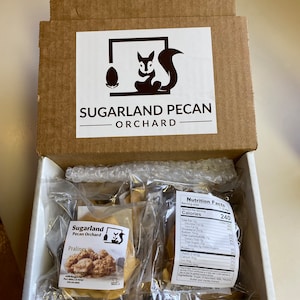10 Pack (20 pieces) of Old Fashion Authentic Pralines / Pecan Candy (All-Natural Louisiana Certified Product)