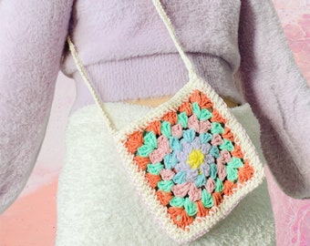 Handmade Granny Square Small Bag, Crochet Cottagecore Cellphone Purse, Boho Hippie Tote, Cottagecore Crochet Gift, Recycled Cotton Bag