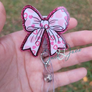 Heart Badge Reel, Valentine&#39;s Day Retractable Badge, Gift for Her, Teacher ID Holder, Glitter Nurse Badge, gift for mother&#39;s day, Cute Reel