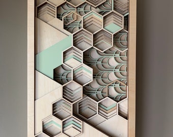 Obra de arte cortada con láser en madera / Hexágono II