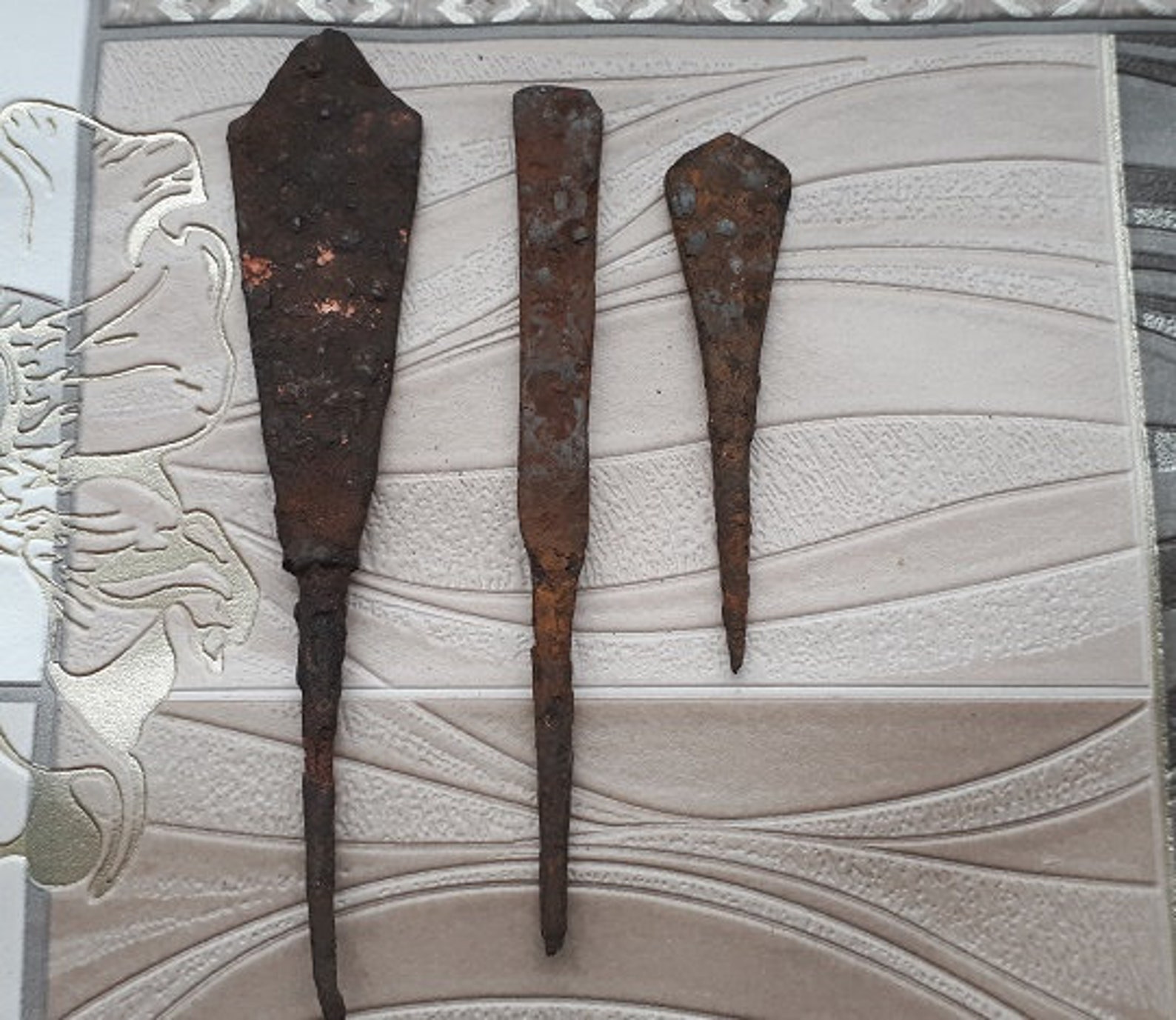 3 iron arrowheads ancient arrows Etsy