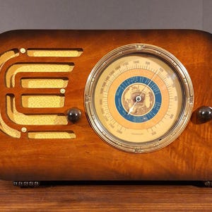 1937 Detrola Model 109 Old Antique Wood Vintage Tube Radio Restored Cabinet Converted to a Retro Streaming Bluetooth Speaker