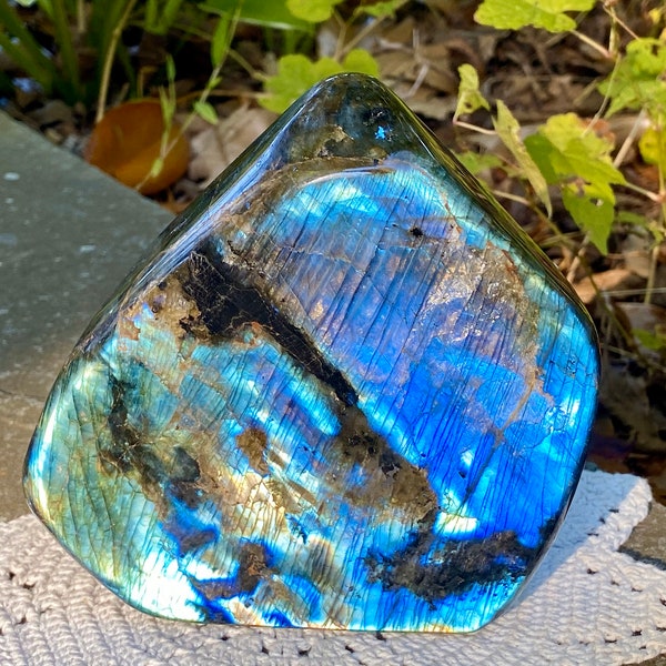 4Lb Labradorite blue standing stone large obelisk feldspar spectrolite