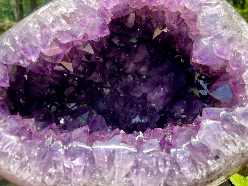 33LB Amethyst Geode Amazing amethyst Large Purple crystals The Circle of Sight image 3