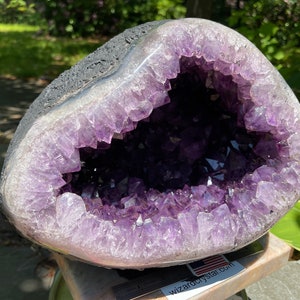 33LB Amethyst Geode Amazing amethyst Large Purple crystals The Circle of Sight image 5