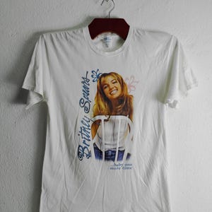Britney spears t-shirt Medium