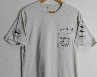 T-shirt met groot kunstaas voor de visserij, maat Medium