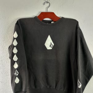 Vintage volcom crewneck sweatshirt L/XL