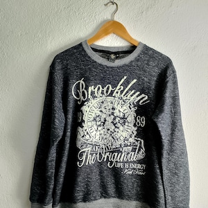 Karl kani crewneck sweatshirt Large