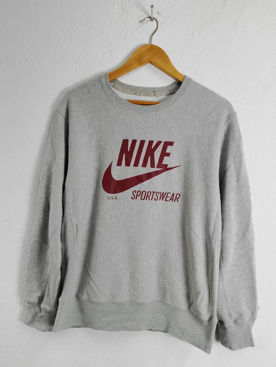 nike sweatshirt medium