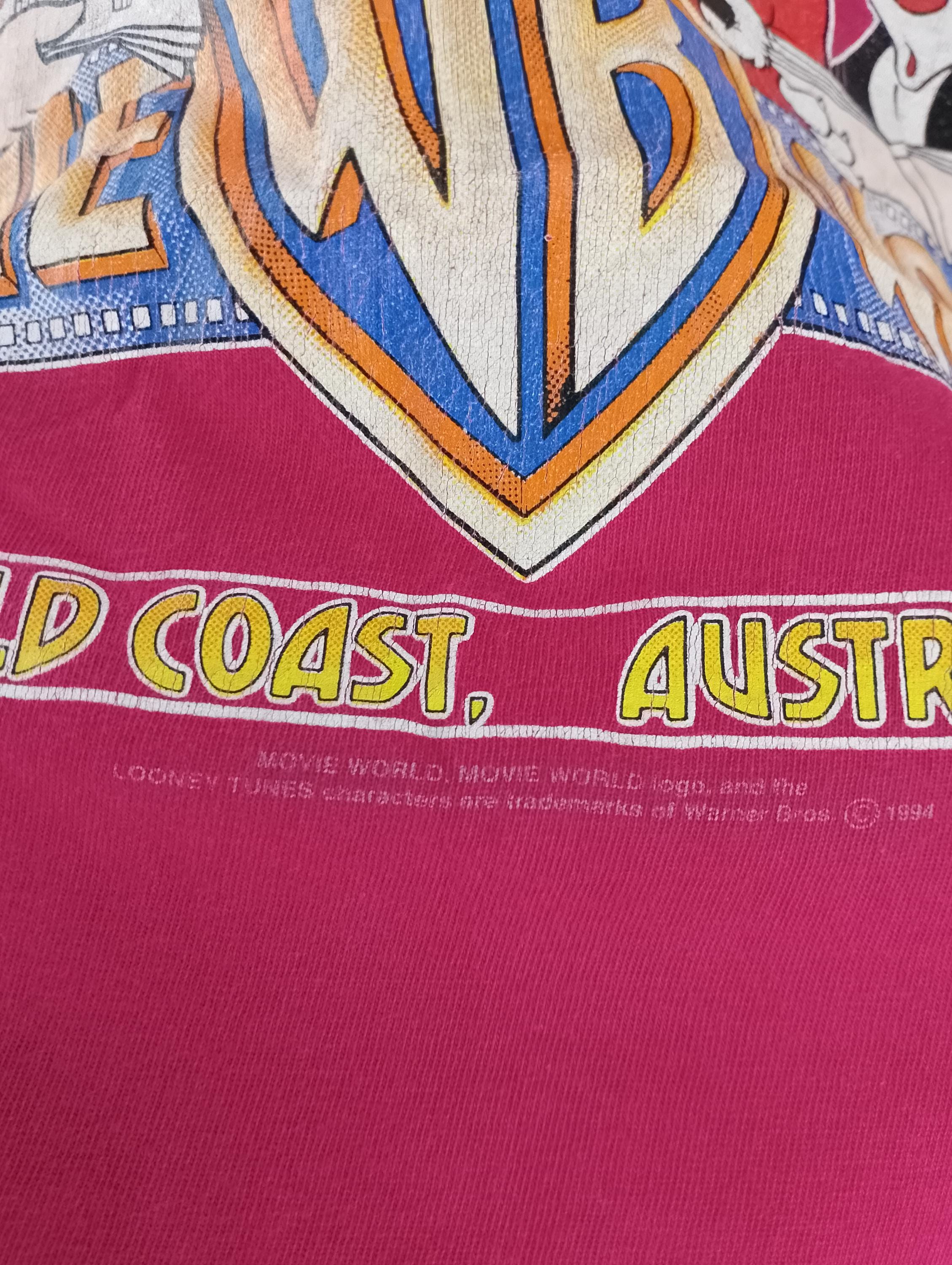 Vintage Movie World Warner Bros Australia T-shirt Large - Etsy