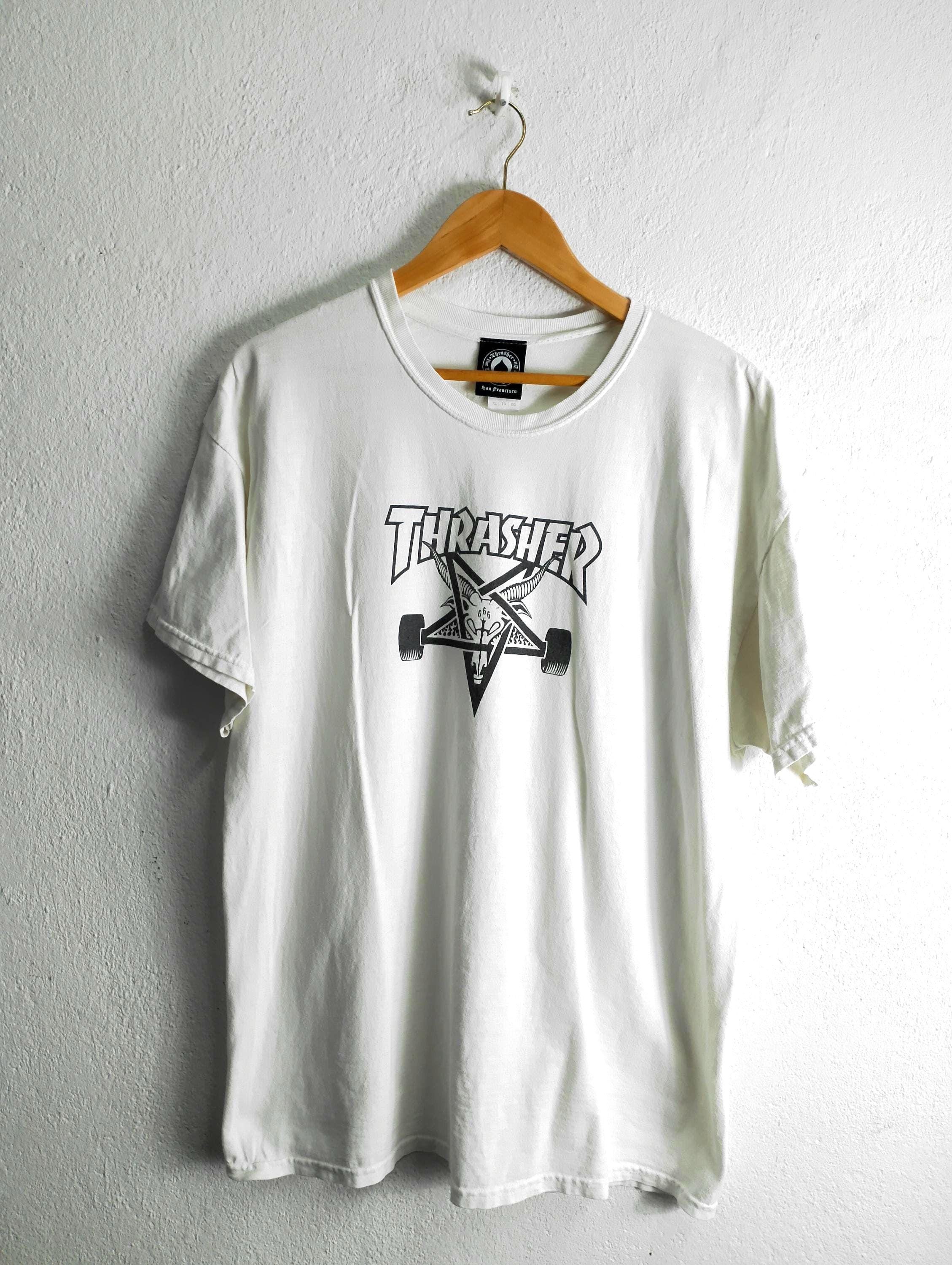 【THRASHER】 SKATE GOAT TEE - WHITE SKATEGOAT - TSHIRT - WHITE – Thrasher Magazine
