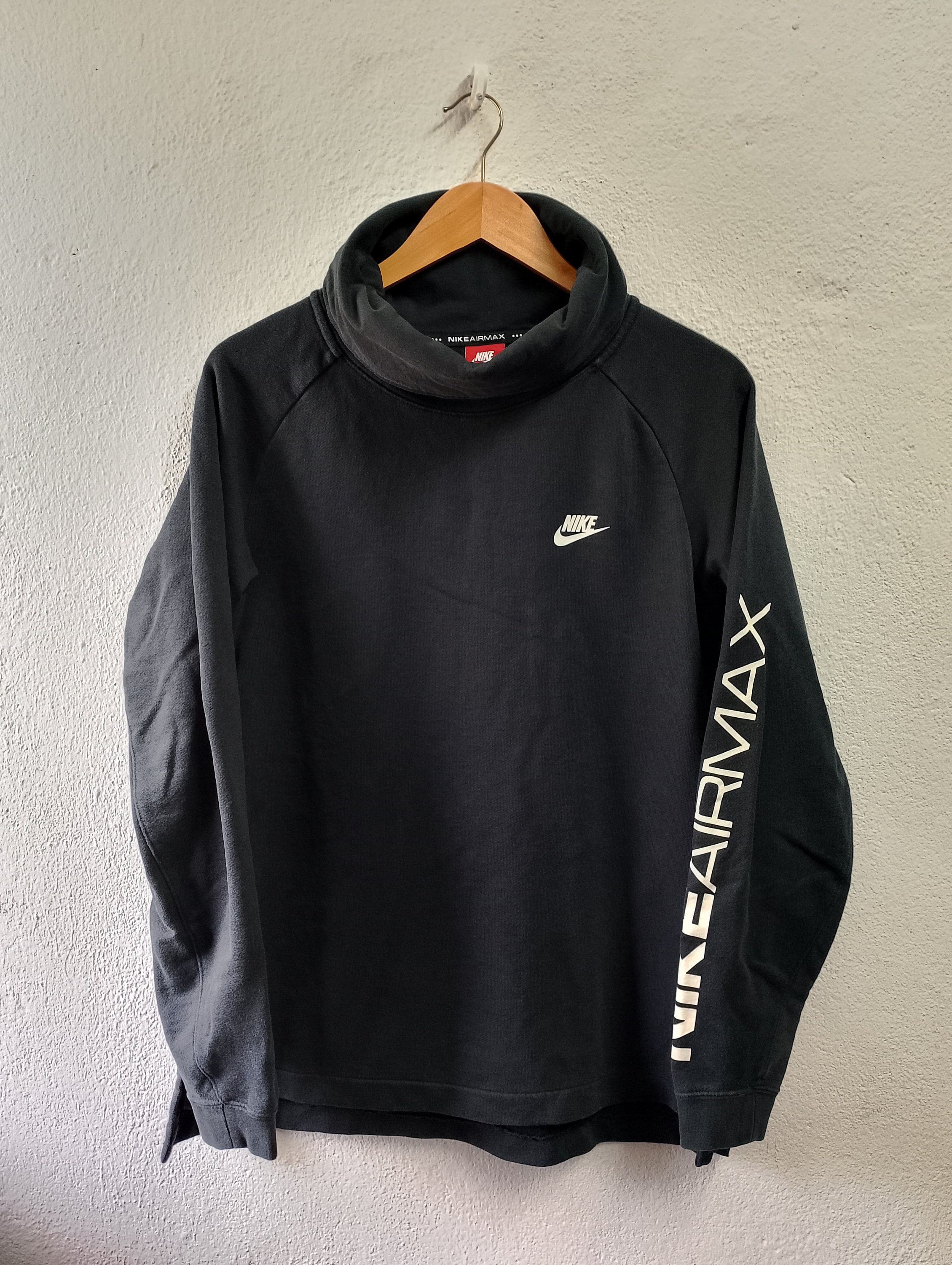 air max hoodie black