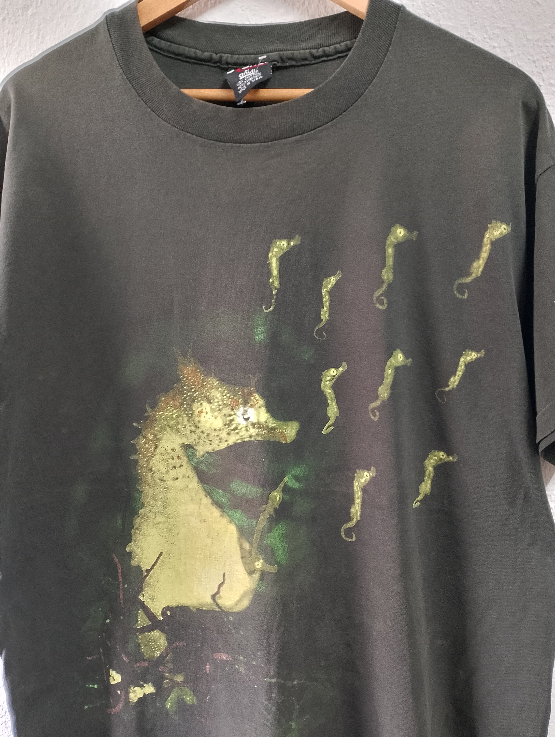 Vintage Nirvana Seahorse by Giant T-shirt Large - Etsy Vintage Nirvana Seahorse by Giant T-shirt Large - Etsy