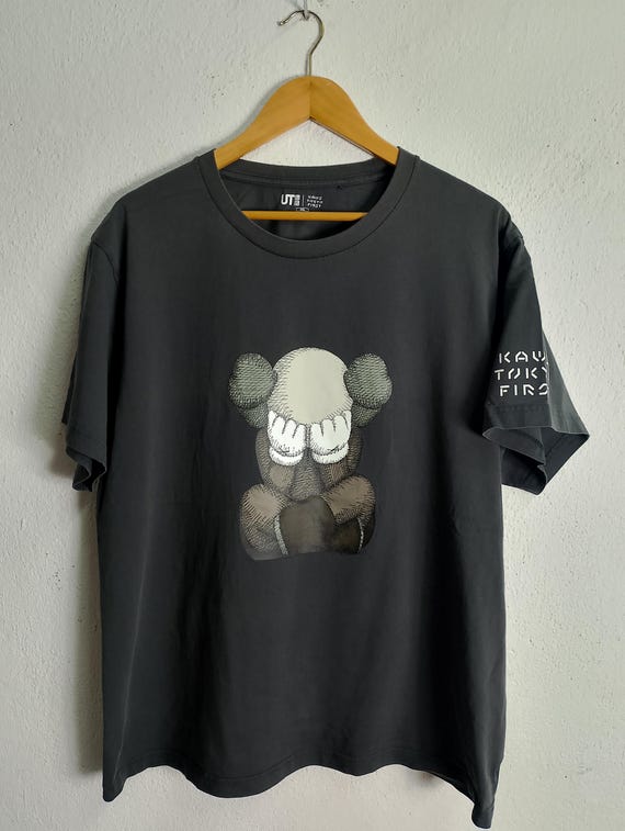 最安未開封☆KAWS KAMILY BLACK KAWS TOKYO FIRST Kaws Tokyo First T-shirt XXL - Etsy
