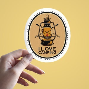 Me encanta acampar, pegatina grande, pegatina grande de aventura, calcomanía de letrero de linterna, pegatina de computadora portátil de turismo, regalo de vida al aire libre, pegatina de viaje de campamento