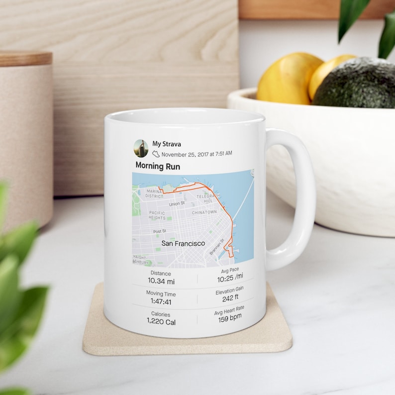 Mug carte Strava, cadeau mug coureur, activité sportive de course personnalisée, tasse à thé marathon personnalisée, totaux de randonnée, cadeau itinéraire cycliste WITH profile & date