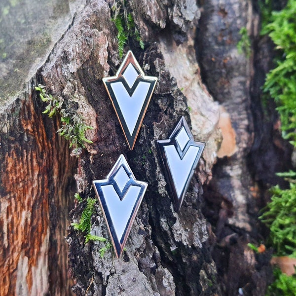 TES quest mark - ESO quest mark - enamel pin tes jewelry eso jewelery