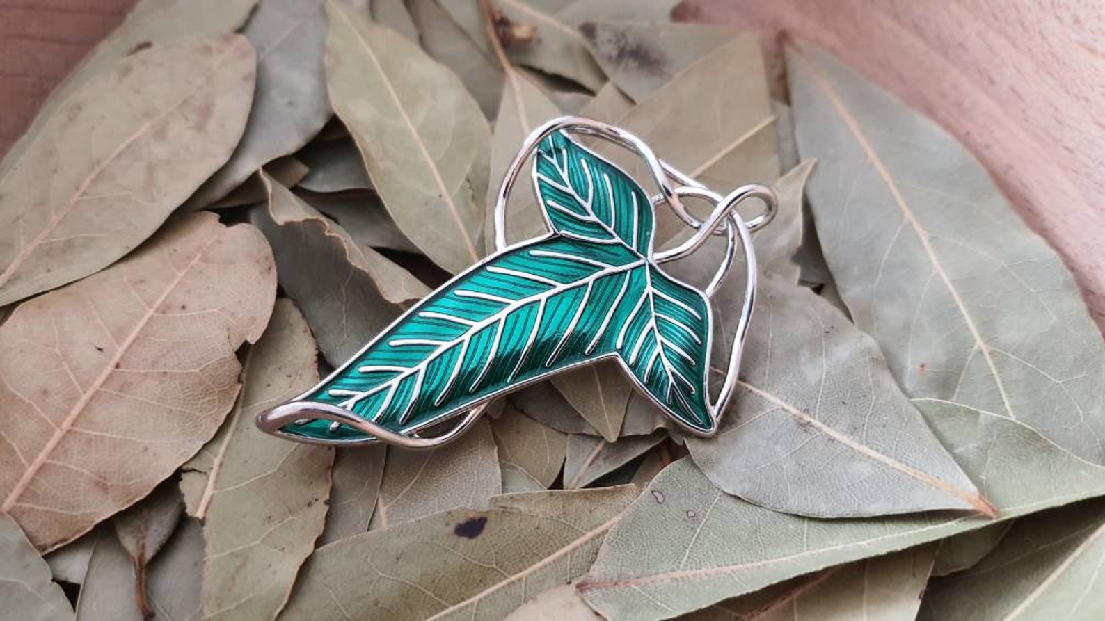 The Elven Brooch Lotr Jewellery Leaf of Lorien LOTR Etsy