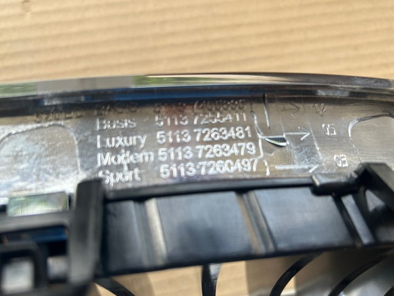 BMW F30 F31 Grille Front Left 330e CHROME new/nos 51137475967  