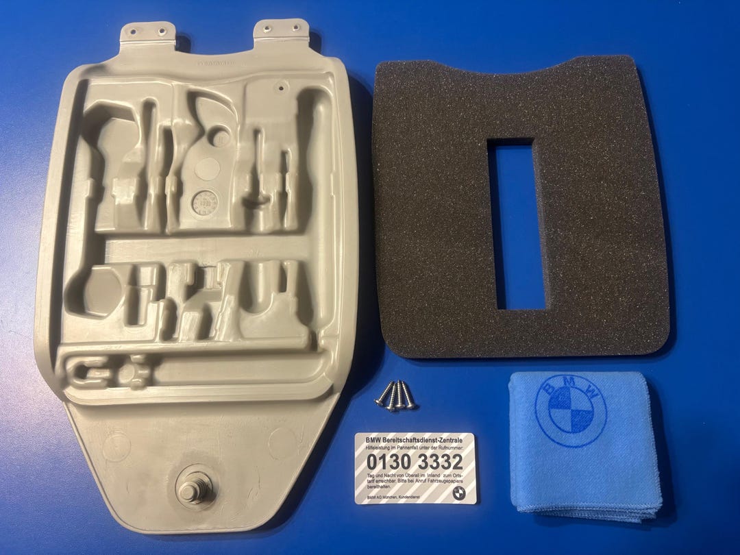 Toolbox BMW E21 323i 320i 320 318i 315 E12 Alpina A1 C1 2.3 B6 2.8