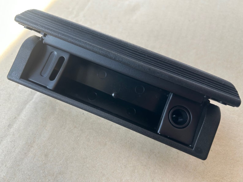 Cenicero delantero BMW E30 E24 E28 Z1 #51161911696 #1911696 #1933159 imagen 6