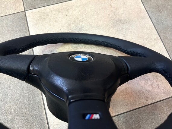 MT2 Lenkrad BMW E36 M3 M-Technik II Sport Lenkrad KBA70139 