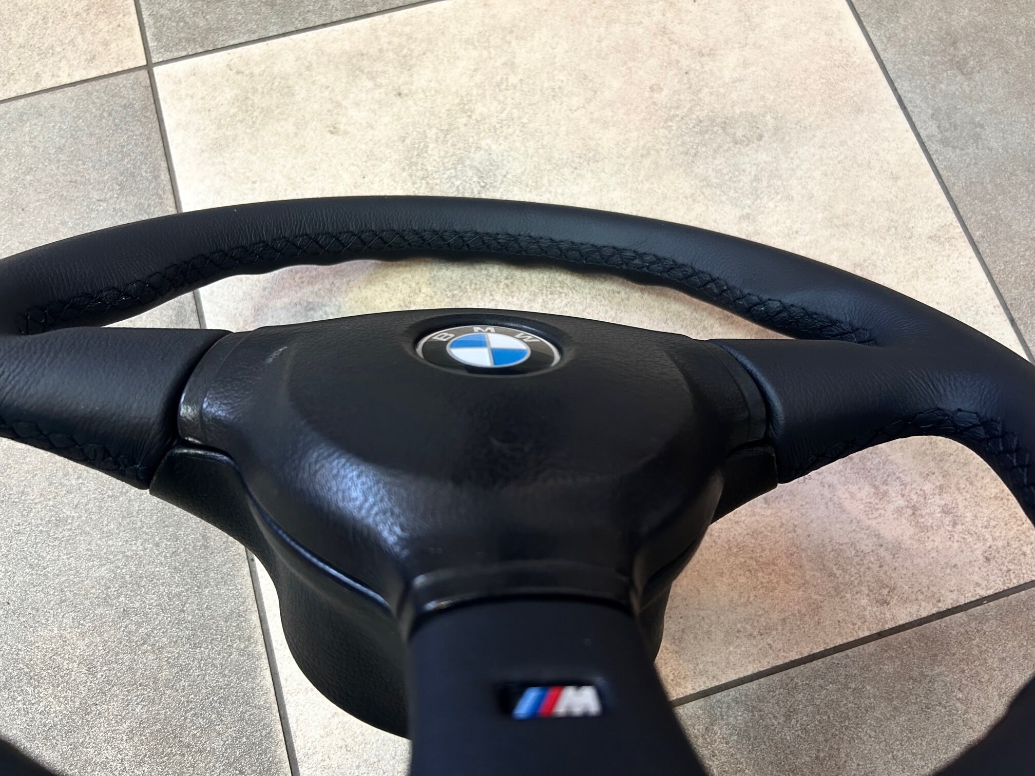 MT2 Lenkrad BMW E36 M3 M-Technik II Sport Lenkrad KBA70139  