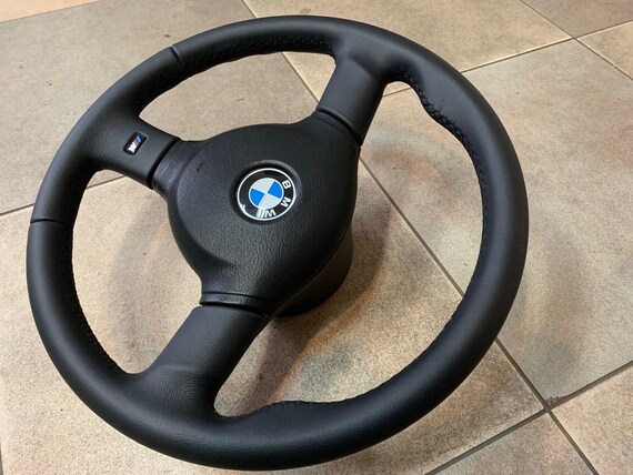 MT2 Steering Wheel BMW E30 Italo M3 320is M technic II Sport
