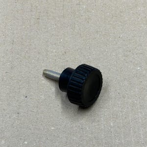 BMW E30 lifting jack mounting screw 325i 320i 323i 325e 325ix 325es 316 318i 320i