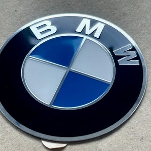 1x BMW Emblem/logo/badge 64.5mm/2.54in flat aluminum sticker fits to BMW E12 E23 E24 E28 E31 E32 E34 E36 E38 E39 E46 E53