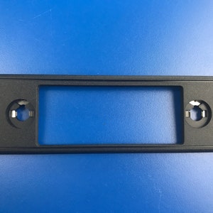 1x BMW BAVARIA S C radio front panel E21 E30 E23 E24 E28 E12 E10 2002 #1367882 #65111367882
