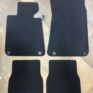 BMW M3 E30 & E30 Coupe/Sedan/Touring foot mats Velours Anthrazit/Dark gray