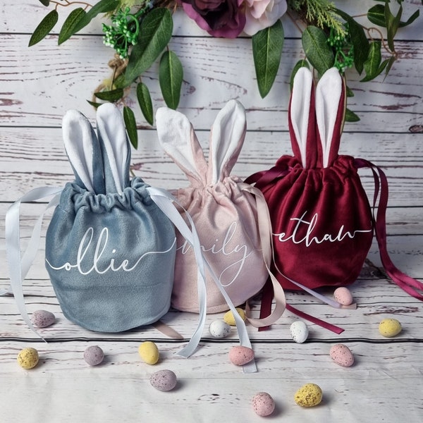 Personalised Plush Velvet Easter Bunny Bags with Ears. Plush Easter Gift Bags. Cute Velvet Bag with Bunny Ears for Easter Treats with Name
