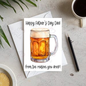 Carte personnalisée pour la fête des pères - chope de bière. Carte de voeux amusante entièrement personnalisée pour papa. Carte A5 humoristique « Joyeuse fête des pères »