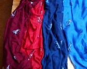 Loop scarf with tölter motif IcelanderIceland island horse horse Blue or Red Iceland
