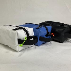 Trousse de rangement versatile, Montréal Olympiques 76, cadeau souvenir Montréal Québec, toile Stade olympique Mtl, design local