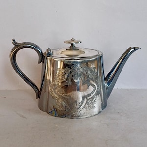 Cafetera o tetera vintage de estilo art déco, bañada en plata, de la década de 1930, de fabricación inglesa EPBM - T. LAND & SON, fabricada en Sheffield, Inglaterra