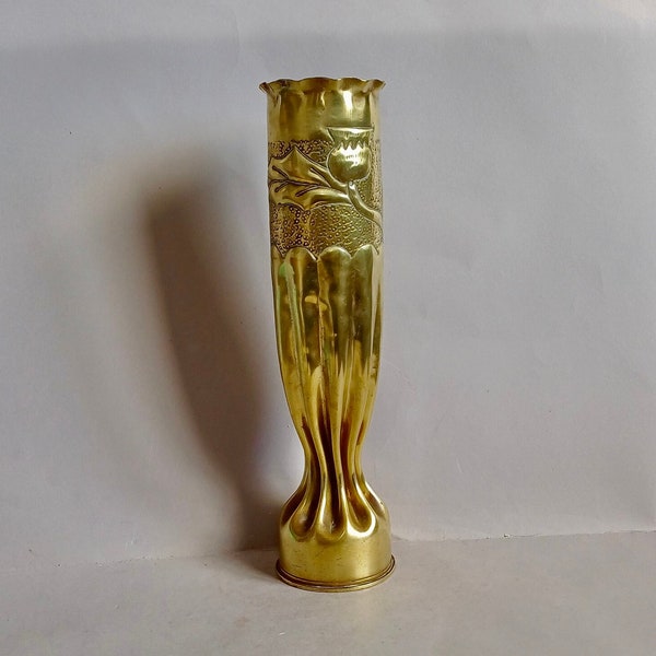 A Lovely Engraved Shell Art Vase - Decor by Veterans -  World War I,  made in WW 1, 1918 Trench Art, Thistle Design found in Normandy France