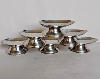 Lovely Vintage Set of 6 Rare, Avocado Serving bowls, French Stainless steel, Coupes, Cups, Sorbet Dish or Amuse-Bouche cup, Paris cafe style